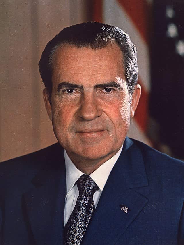 Nixon Nose 1